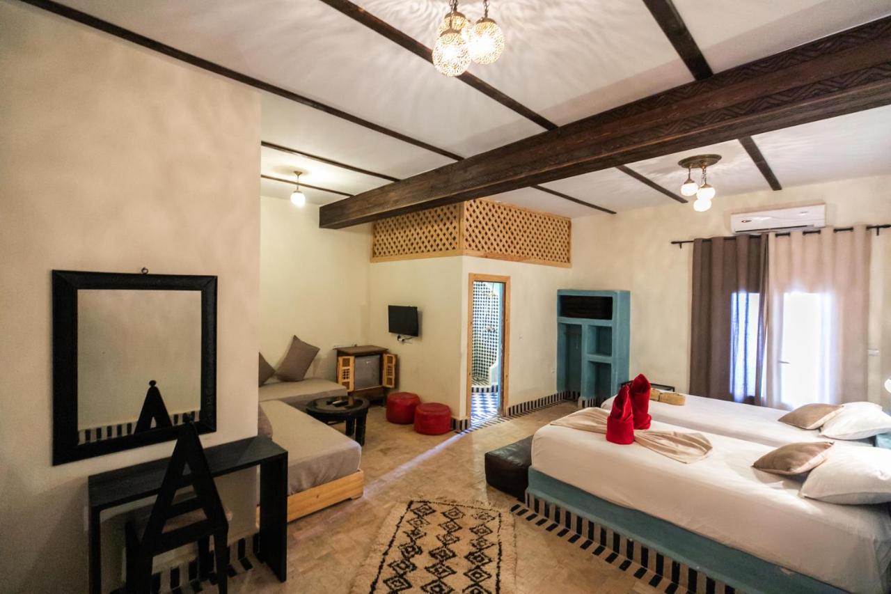 Nomad Palace Мерзуга Экстерьер фото