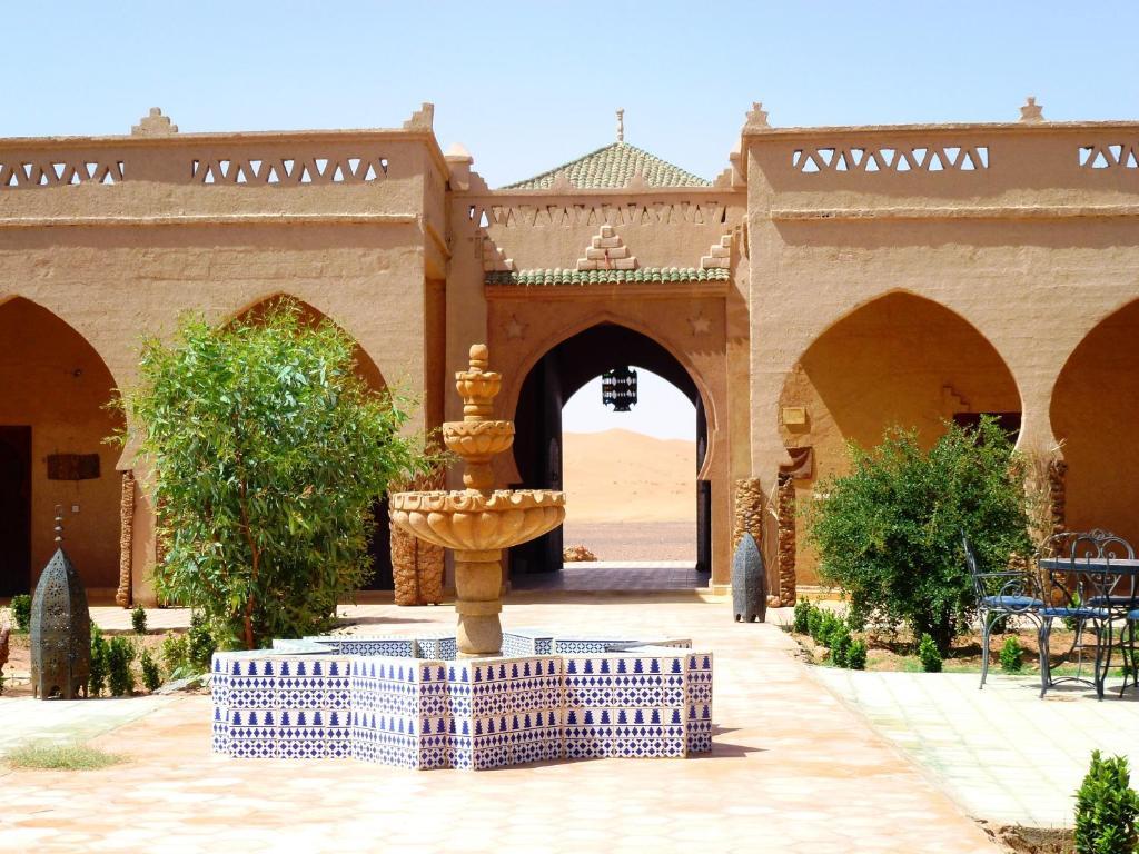 Nomad Palace Мерзуга Экстерьер фото