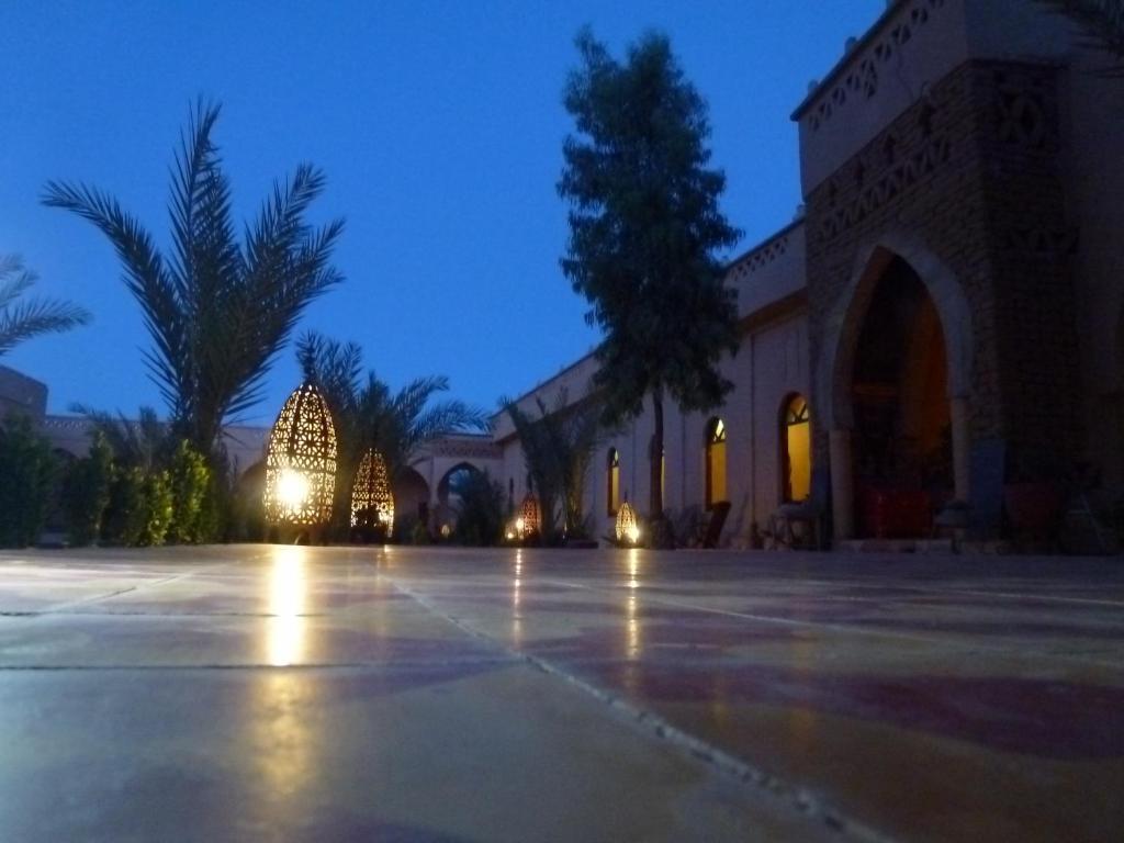 Nomad Palace Мерзуга Экстерьер фото
